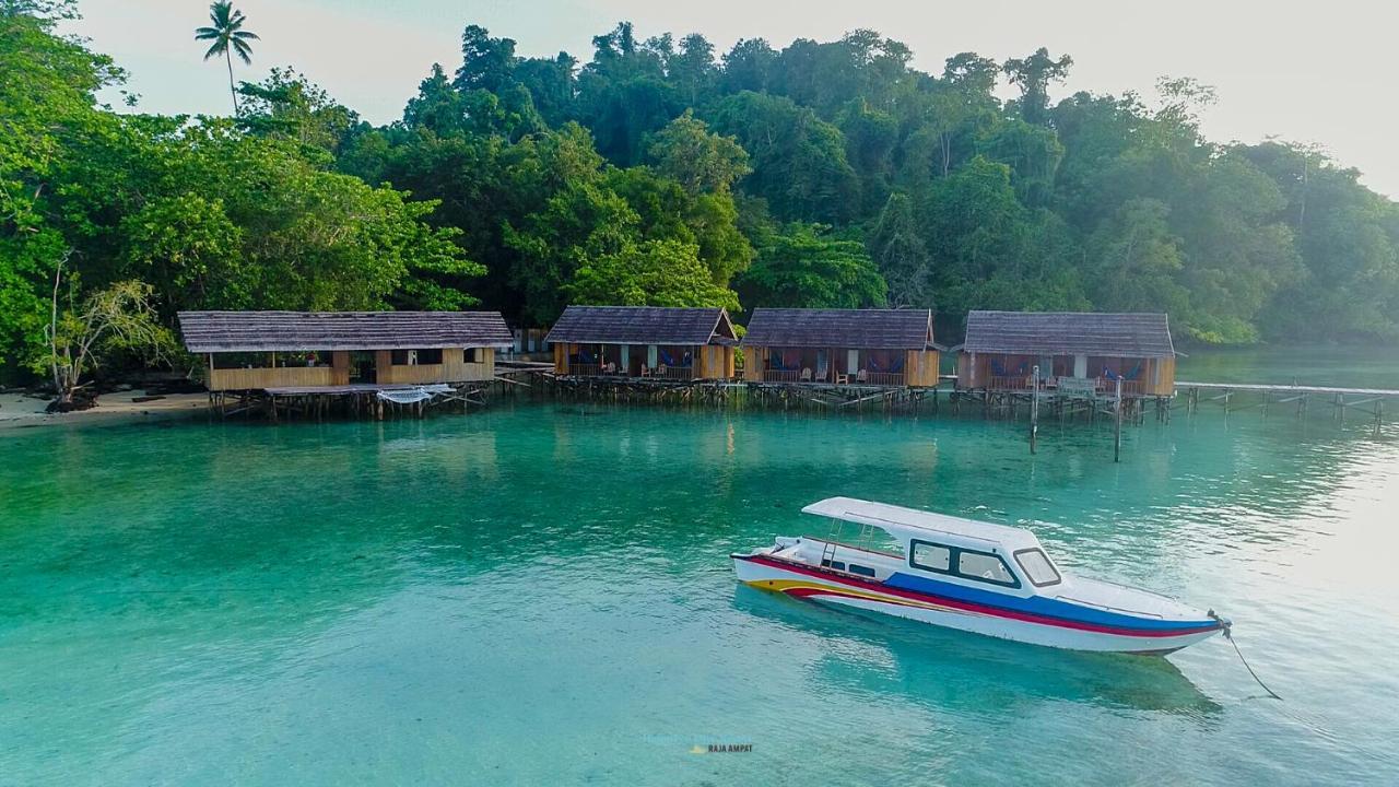 Hamueco Dive Resort Raja Ampat Rabia Kültér fotó